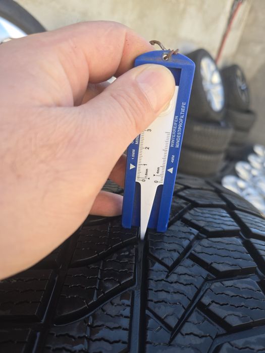 4 бр.Зимни гуми 245.45.19 GOODRIDE