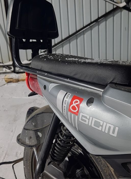 Срочно электроскутер Sk8