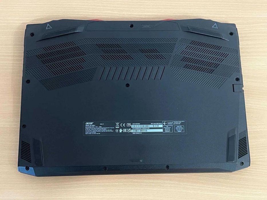 Laptop Gaming Acer Nitro 5 AN515-55 | i5 | 8GB RAM | 512 GB SSD
