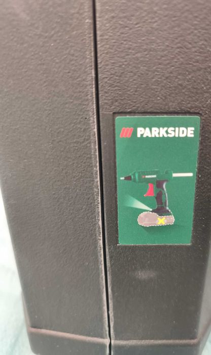 Пистолет за горещо лепило Parkside PHPA 20-Li A1 (20 V)