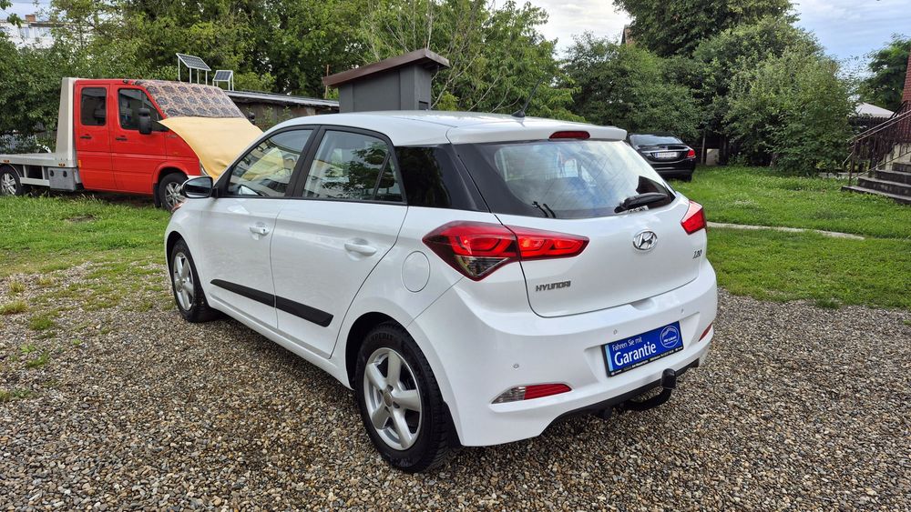 HYUNDAI i20 2015 — imagine 4