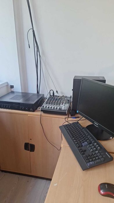 Inchiriez sala de evenimente