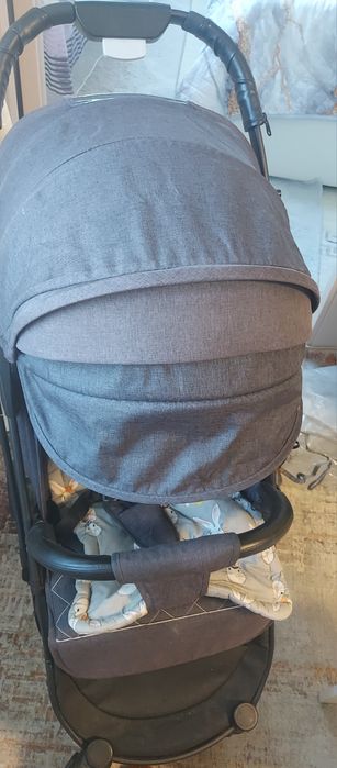 Коляска прогулочная