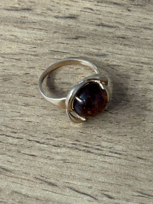 Продам кольцо серебряное