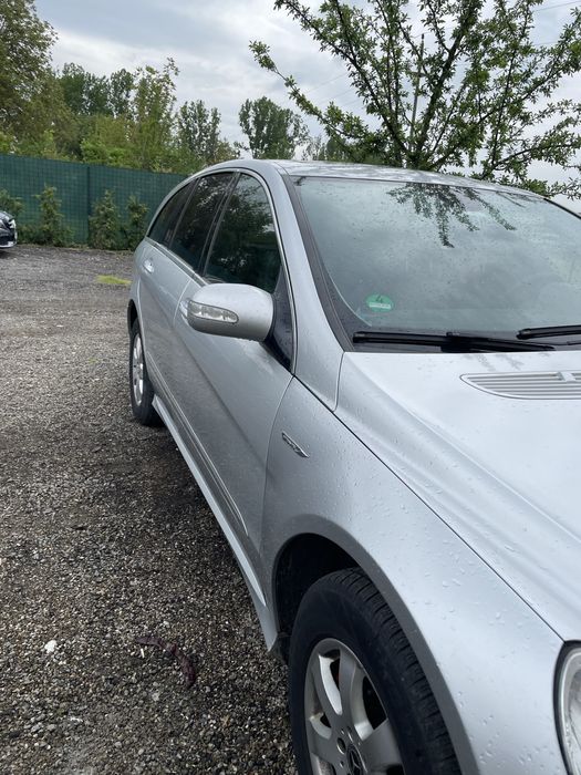 Vand mercedes R-class ,tel 0721180368