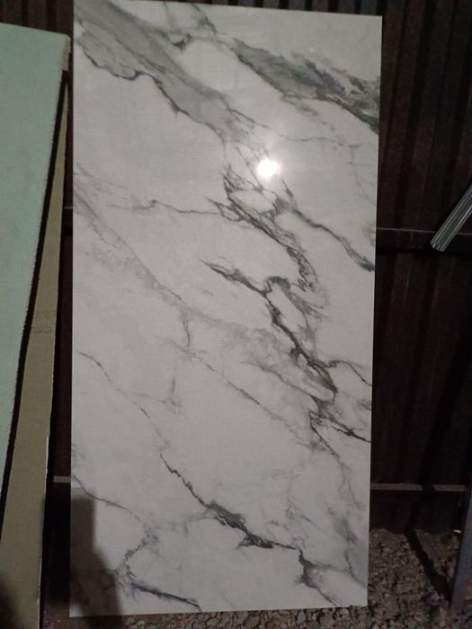 Кафель для фартука и обычная. Хорошая цена