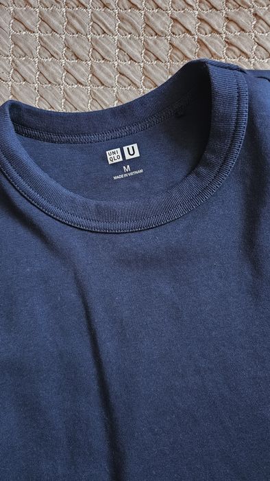 Синя тениска Uniqlo
