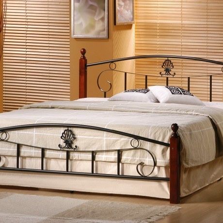 Метални легла Тапицирани спални София