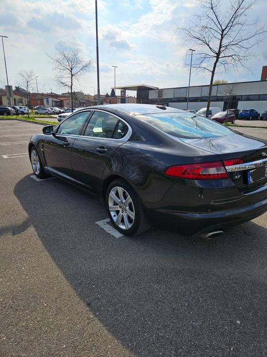 Vand Jaguar xf 3.0D