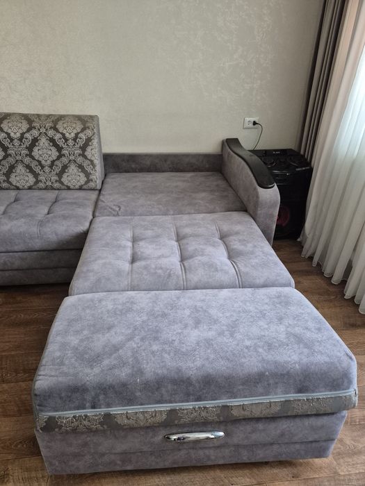 Диван в гостиную