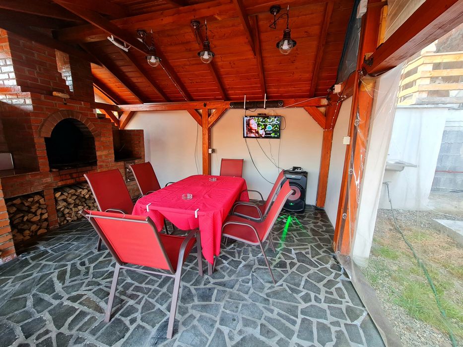 Inchiriez Cabana la Baile Figa   150   ron/ noapte/ persoana