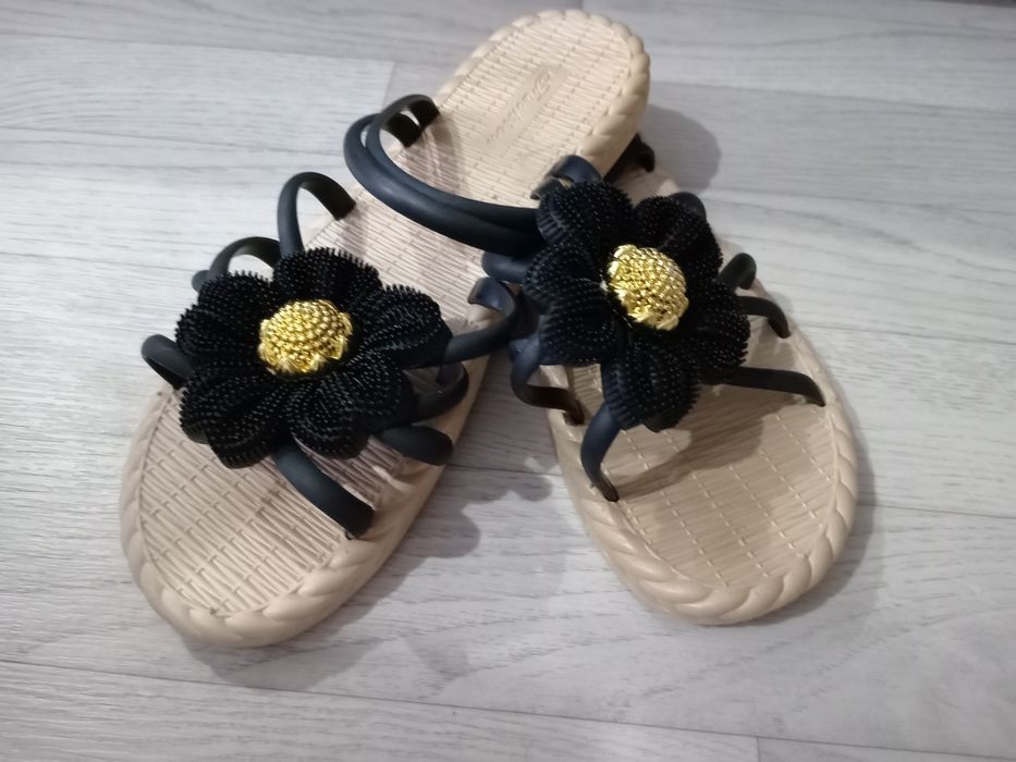 Обувь детская, взрослая