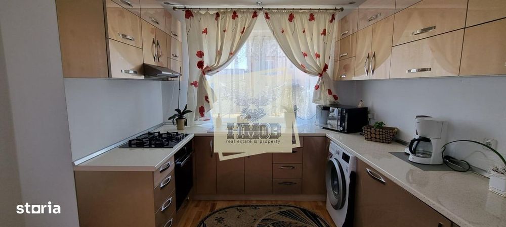 Casa 5 camere 130 mp utili si teren de 467 mp
