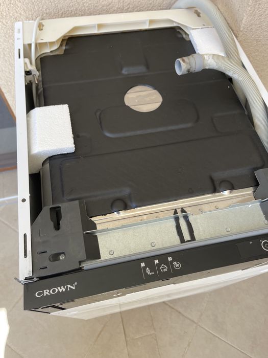 Съдомиялна машина за вграждане Crown DW 4530 ABI
