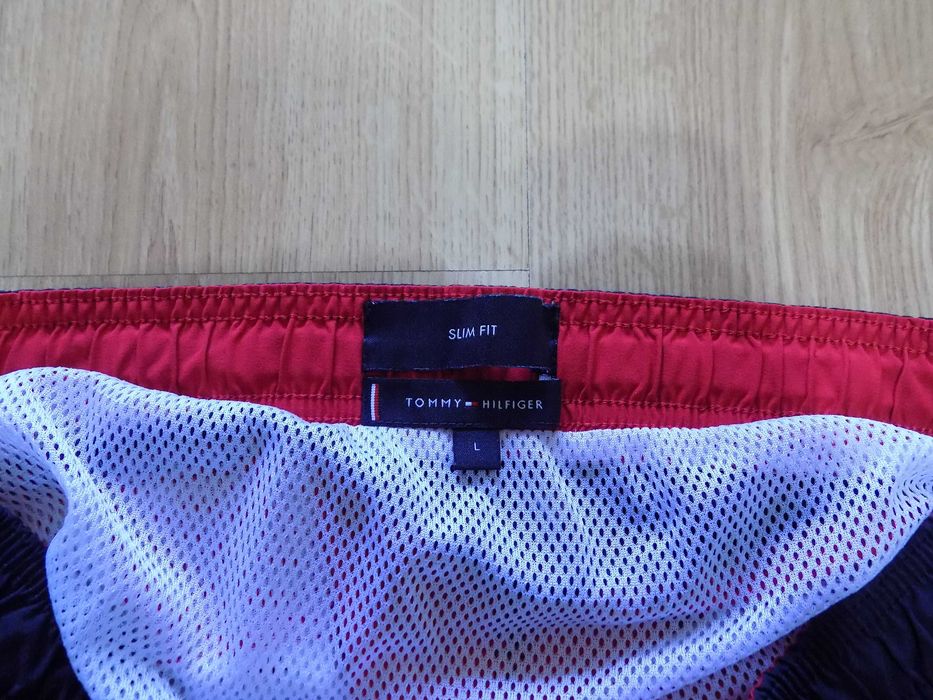 нови къси панталони tommy hilfiger/calvin klein шорти оригинални L/S