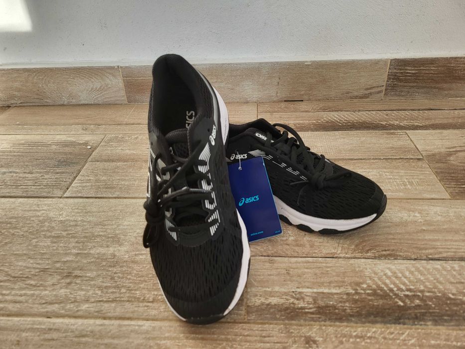 Pantofi sport Asics 38