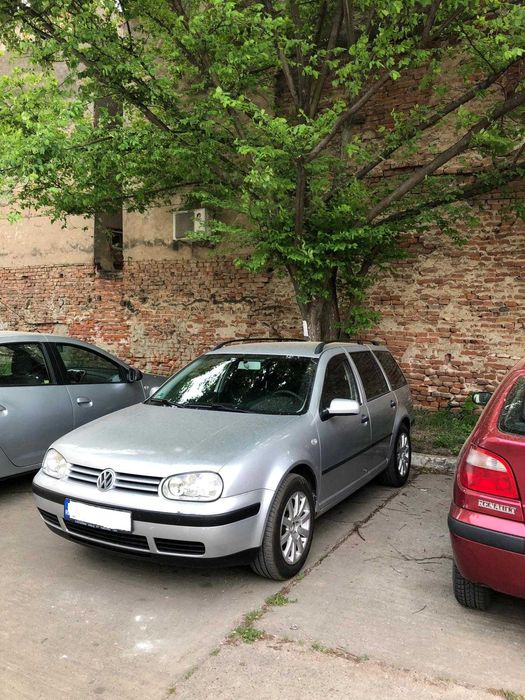 VOLKSWAGEN Golf 2003