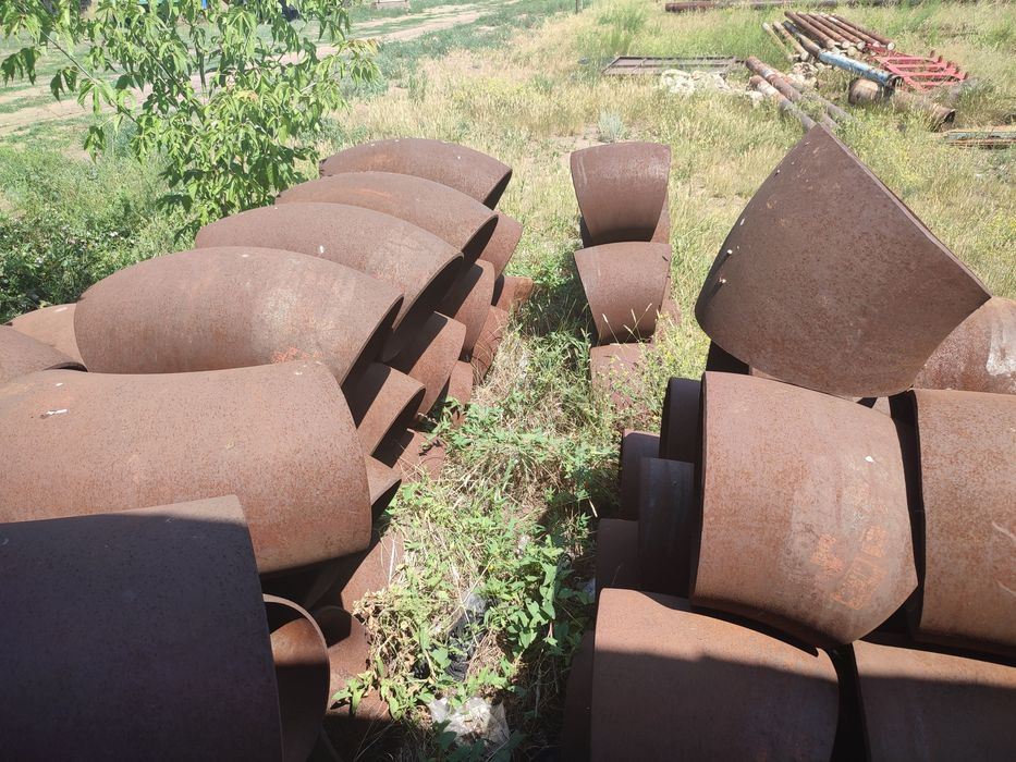 Продам отводы для трубы дм426