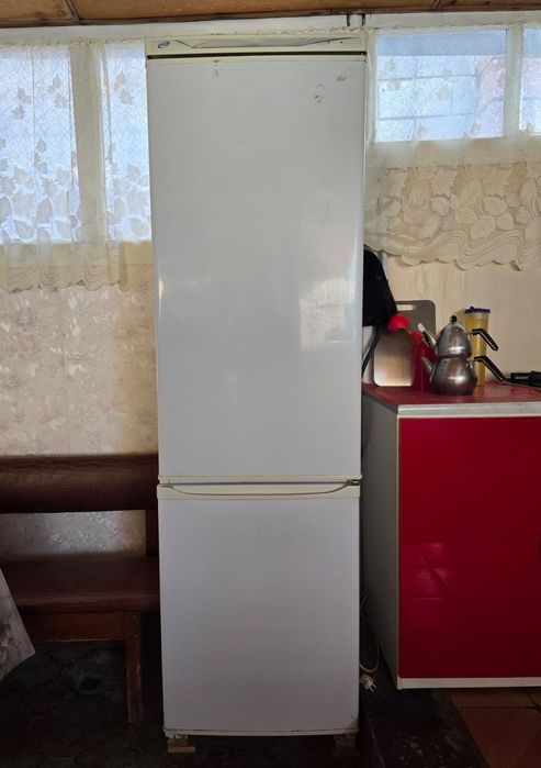 Продам холодильник б/у