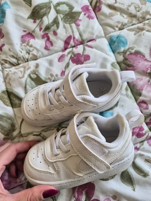 Обувки за момиче 23н.Adidas,Nike,Puma,Reebok,Tommy hilfiger