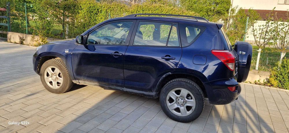 TOYOTA rav4 2.2 DIESEL  tractiune 4X4