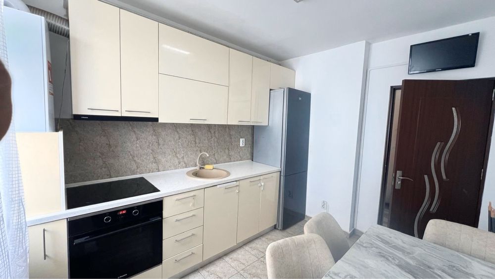 Proprietar- Apartament 3 camere + 1 loc de parcare