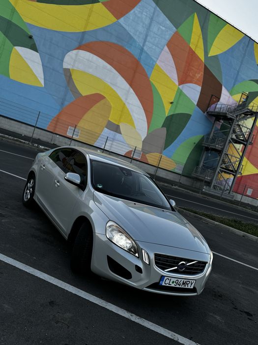 VOLVO S60 2012 — imagine 3