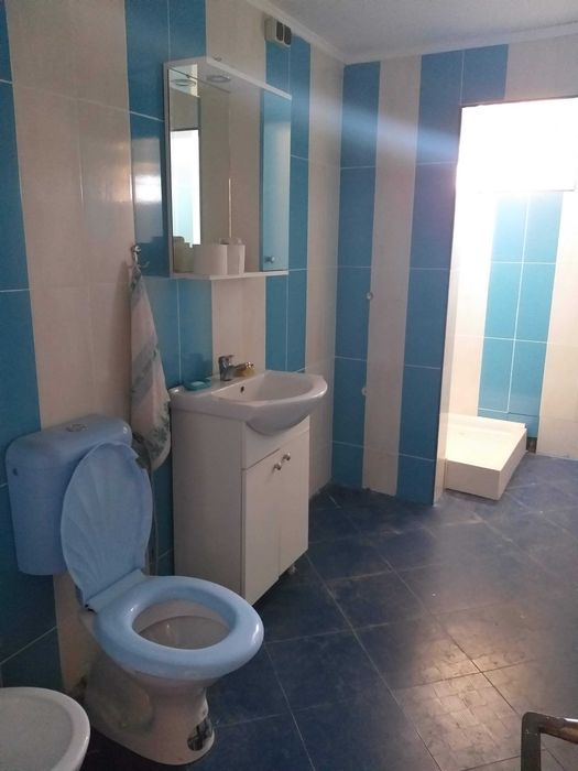 Vând casa locuibila in Polovragi, Gorj