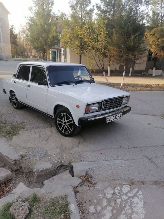 Vaz 21.07 holati ideal.