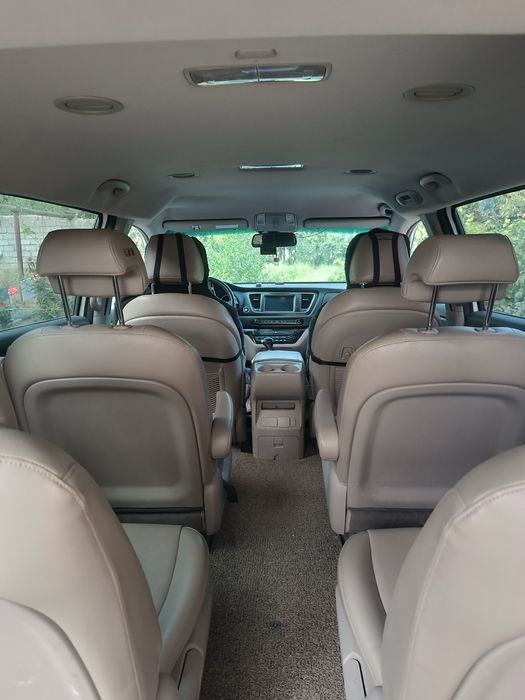 Продается Кия карнивал