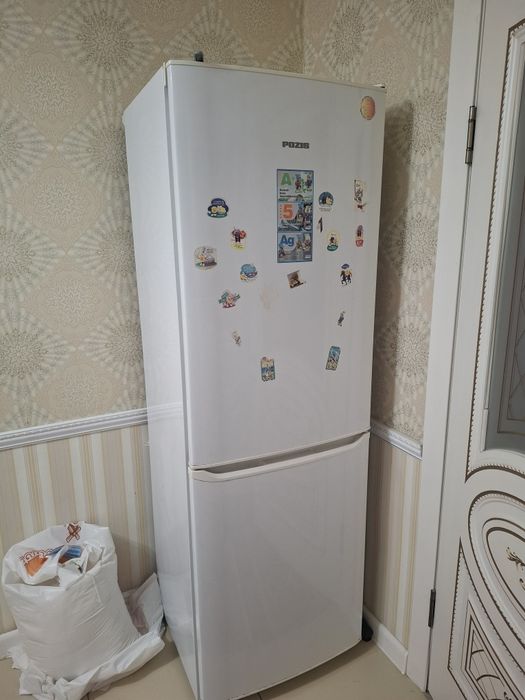 Продам холодильник буу