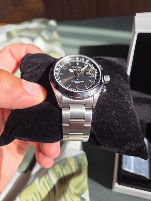 Мъжки часовник SEIKO Prospex Alpinist in ‘Summit Black’ SPB505J1