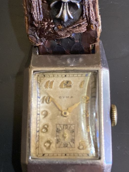 Cyma swiss made с естествени диаманти