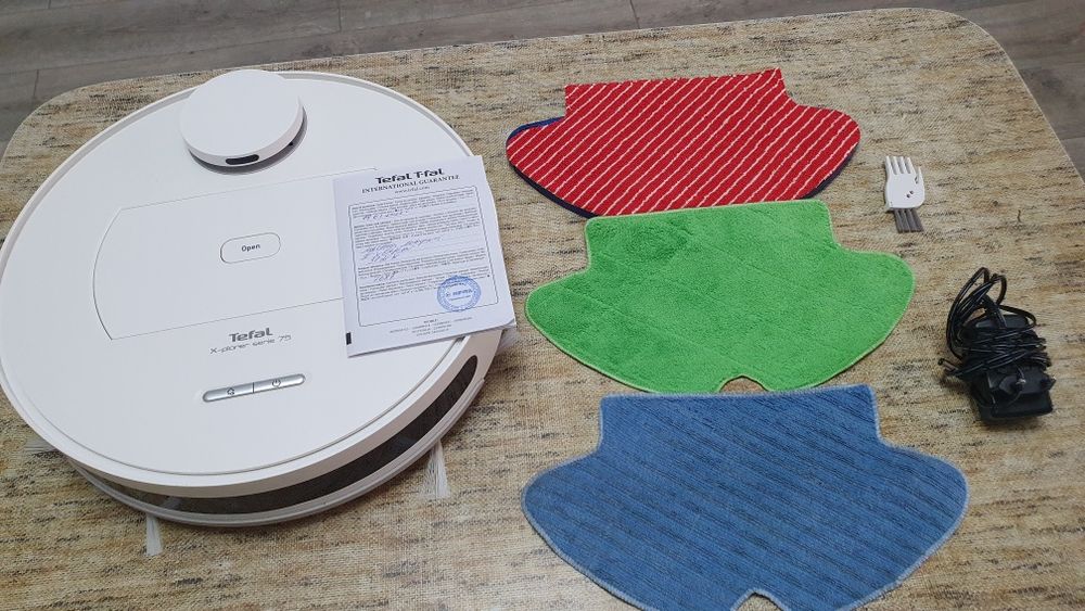 Продам робот пылесос Tefal