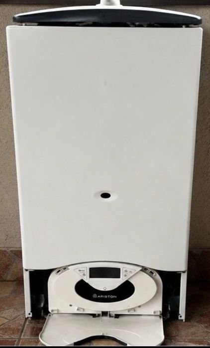 Vand centrala ARISTON GENUS 35 MFFI – 35 kW, PENTRU PIESE