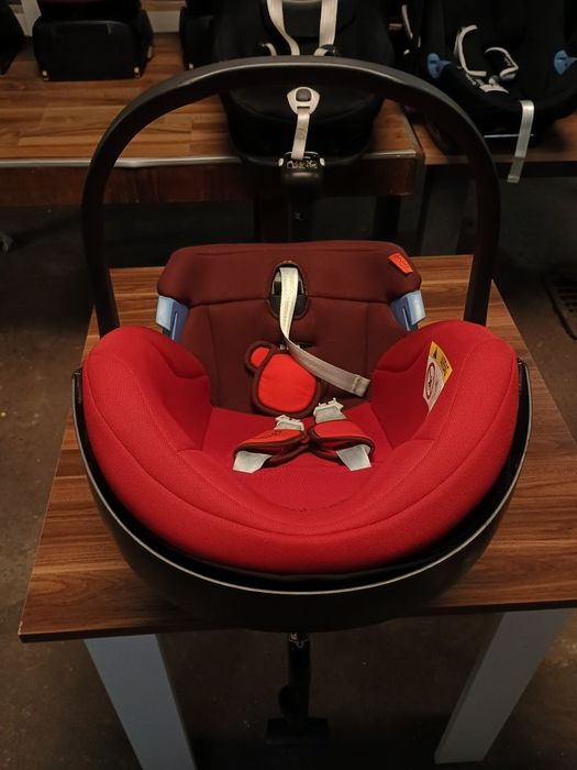 Cybex Aton 0-13 кг + ISOFIX база Aton Base 2-Fix