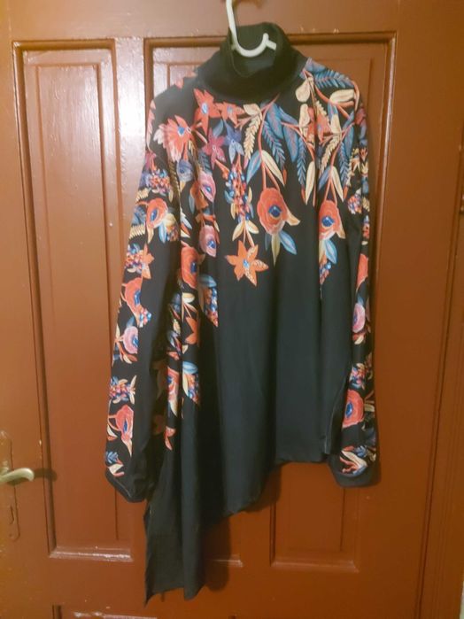 Дамска асиметрична туника