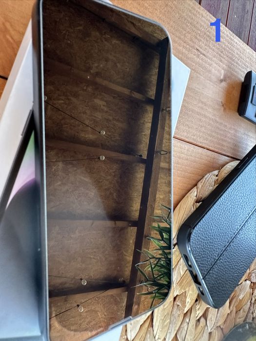 2 броя Iphone 14 256 GB