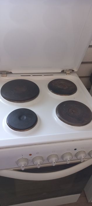 Продам электронную плиту