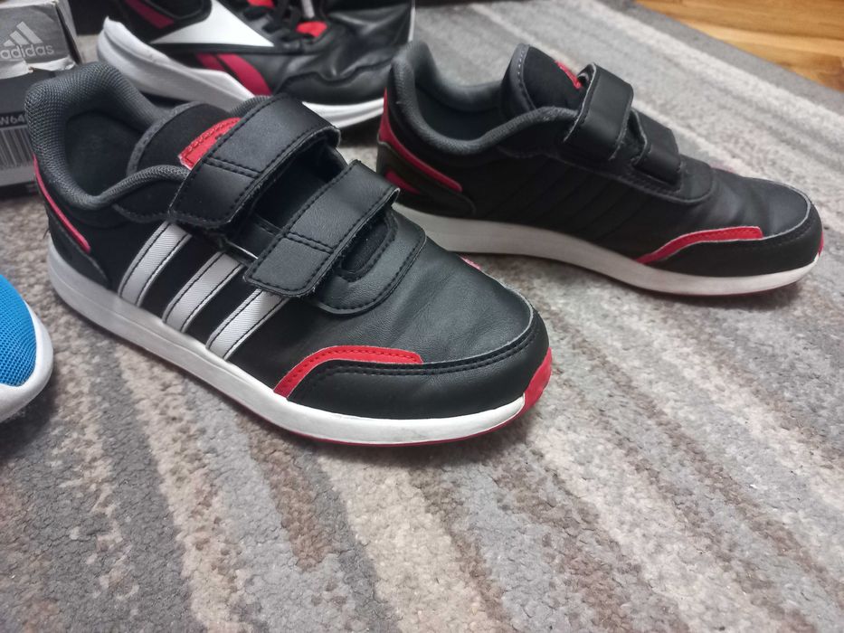 Маратонки Reebok, Adidas за момче