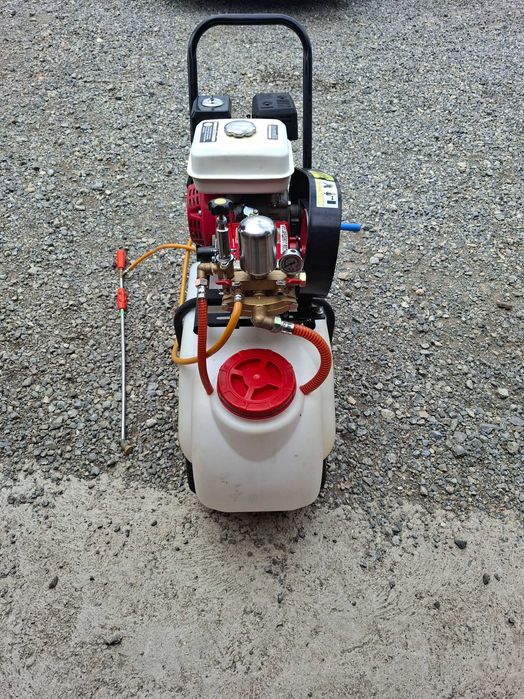 Бензинова пръскачка 50 литра