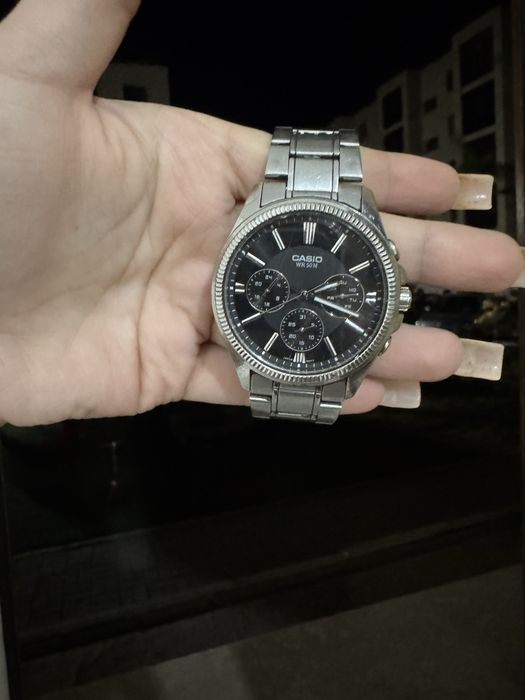 Продам мужские часы Casio.