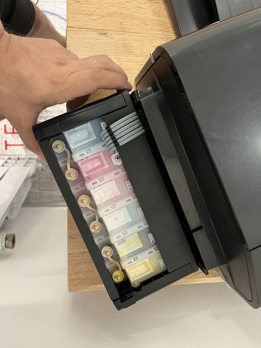 Epson l800, l805
