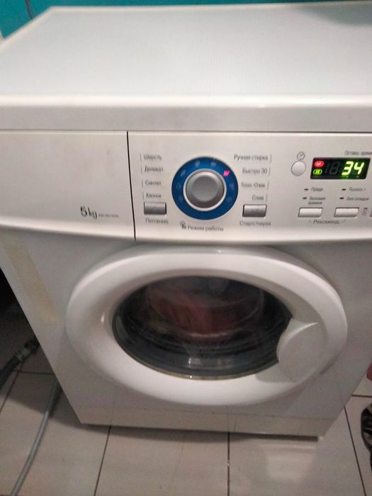 Продам стиральную машину