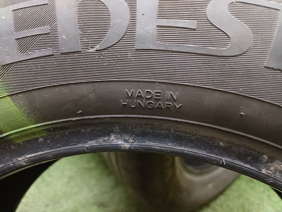 Шины 195/65 R15 Vredestein комплект.