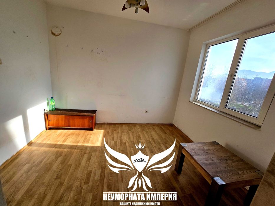 Под наем тристаен 68кв 5ет в гр.Асеновград кв.Запад