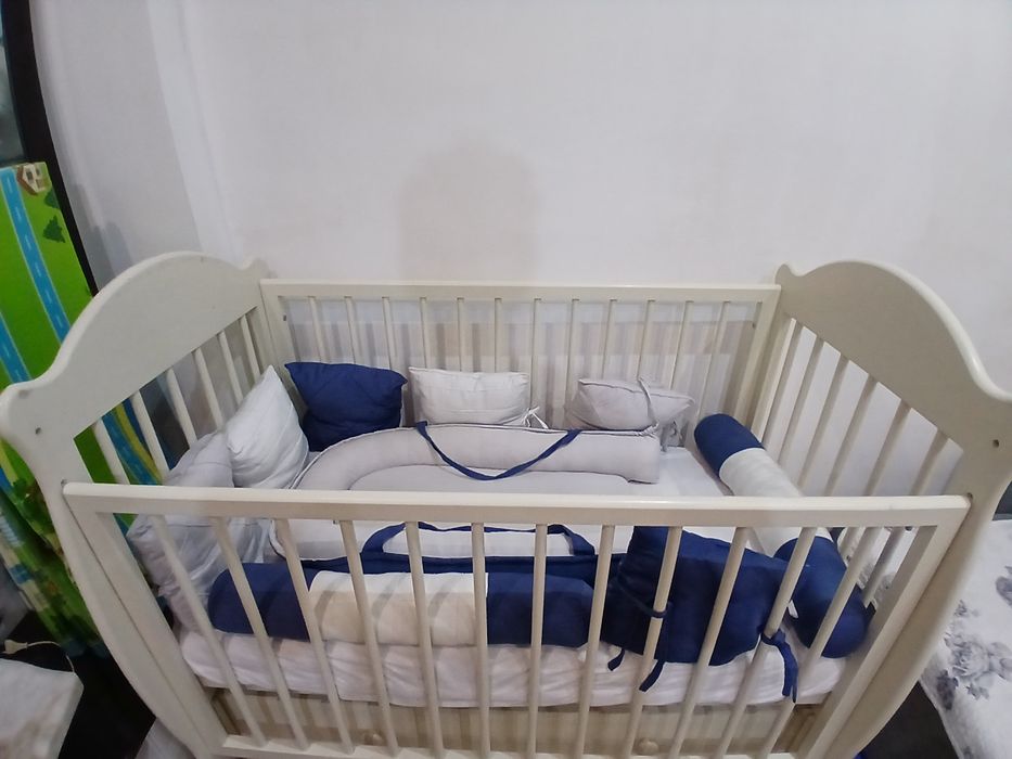 Продаю манеж для ребёнка