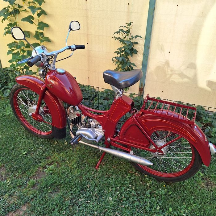 Vand simsonetă 48cm3 fara acte