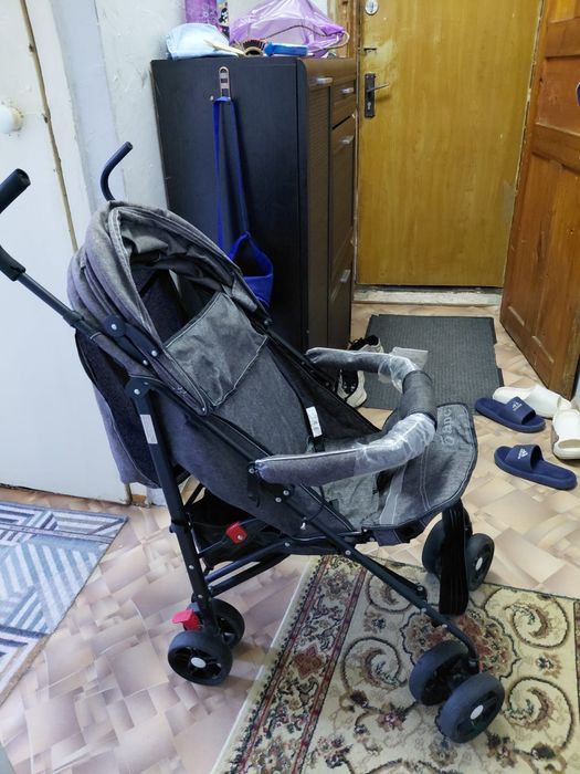 Продам коляски трость