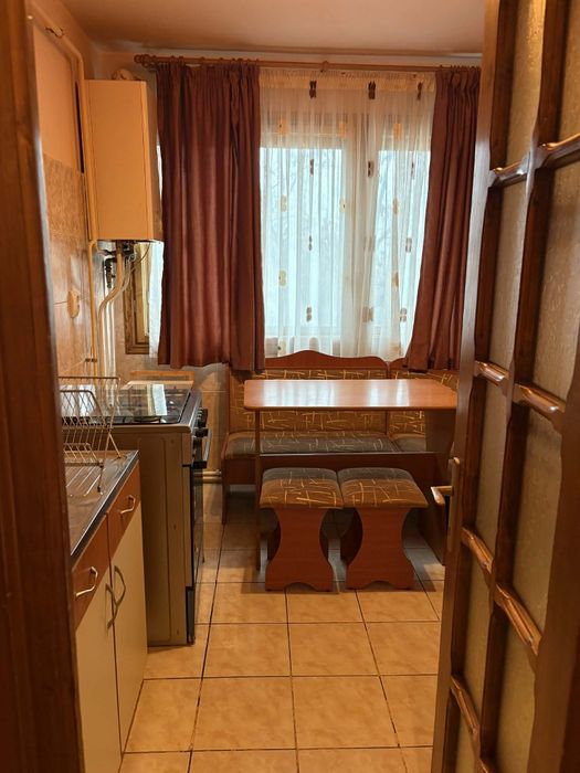Apartament 3 camere inchiriere